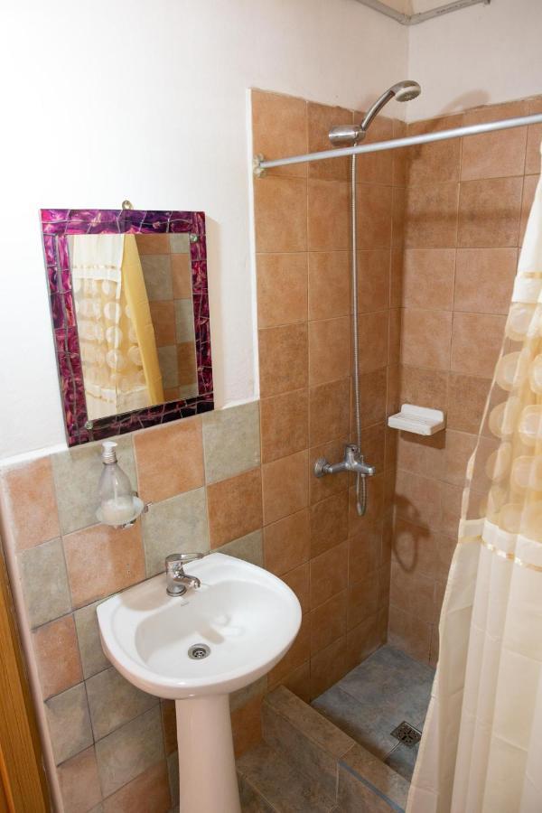 Huellas Hostel Lago Puelo Kültér fotó
